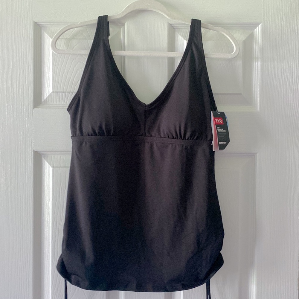 TYR FITNESS SIZE 14